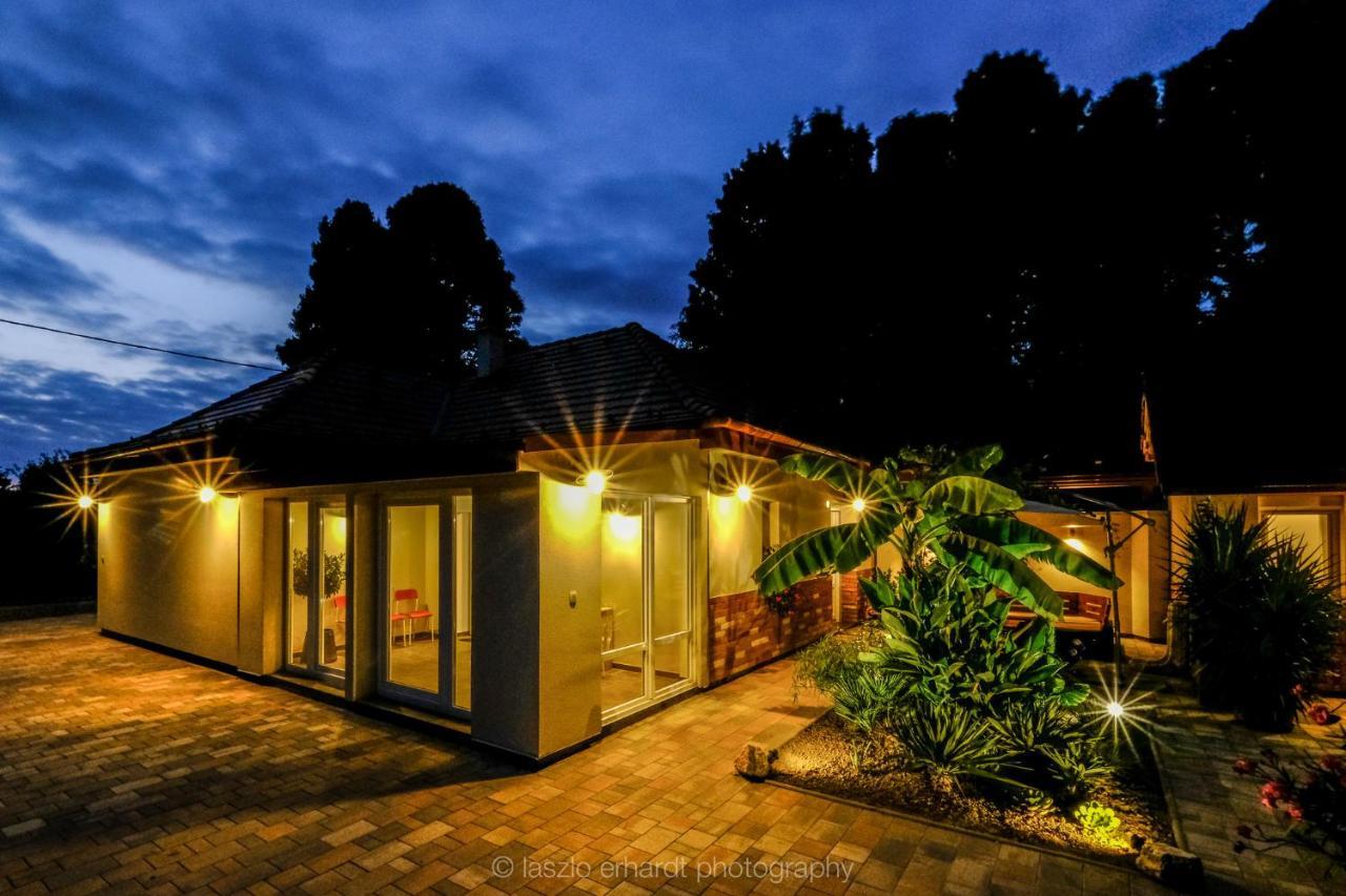 Ciprus Porta Apartmanok Balatonkenese Exterior photo